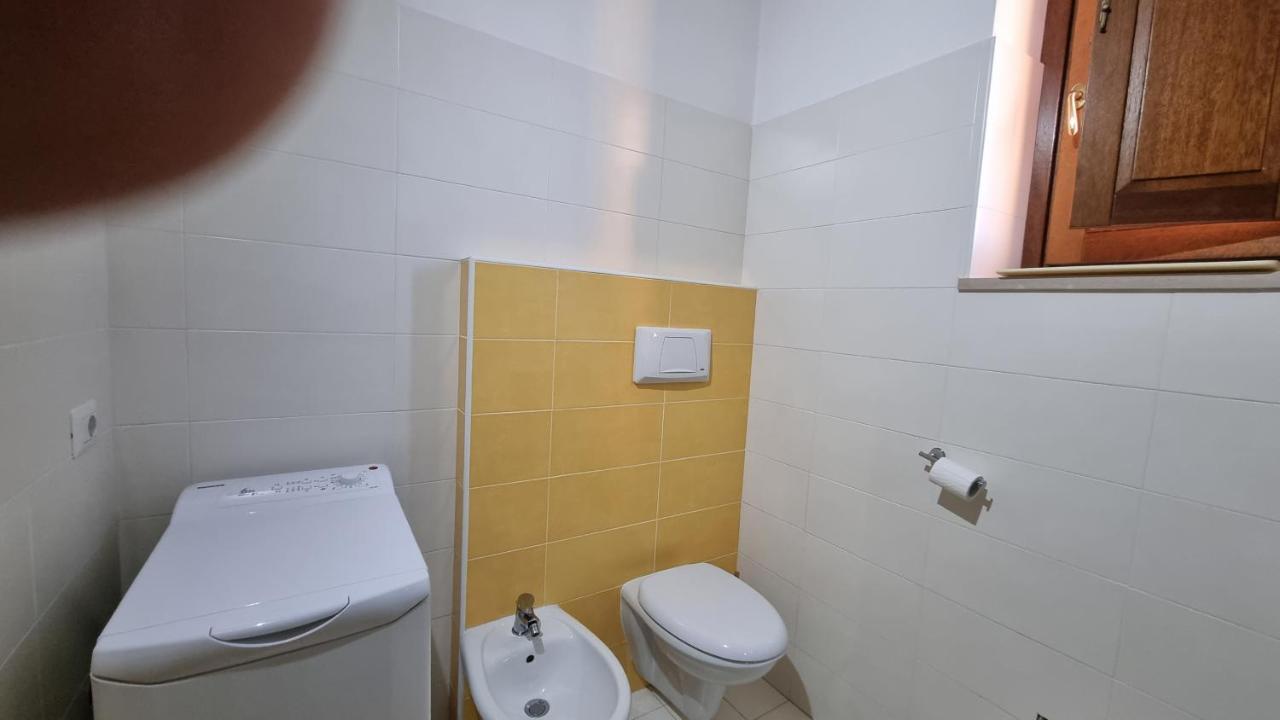 Appartamento Is Arutas Càbras Exterior foto